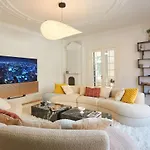 Daire Huge Royal Luxury With Private Balcony