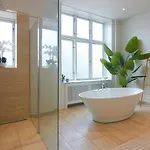 Daire Huge Royal Luxury With Private Balcony Kopenhag