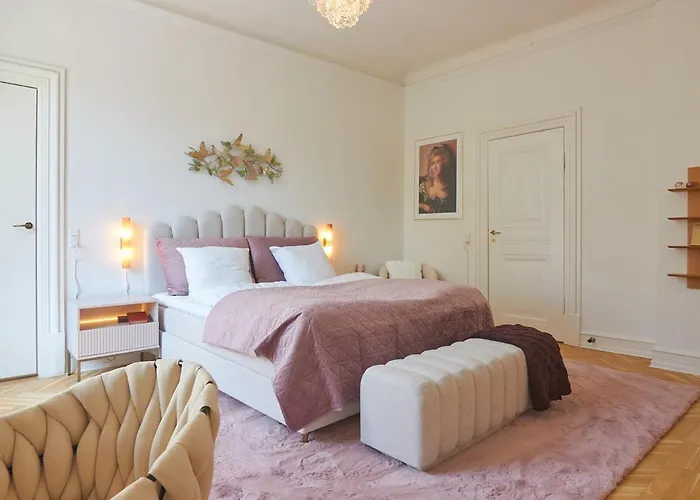 Huge Royal Luxury With Private Balcony Lejlighed *
